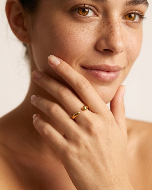 Odette Minimalist Ring - Onyxelle