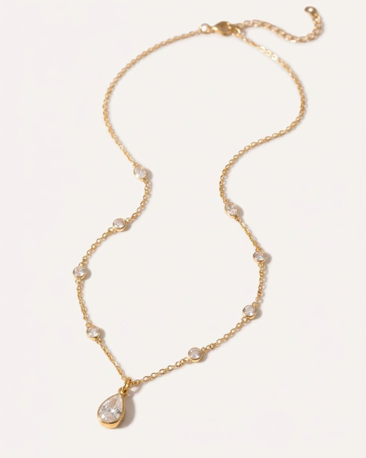 Solene Crystal Drop Necklace - Onyxelle