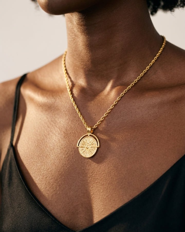 Sahar Carved Pendant Necklace - Onyxelle