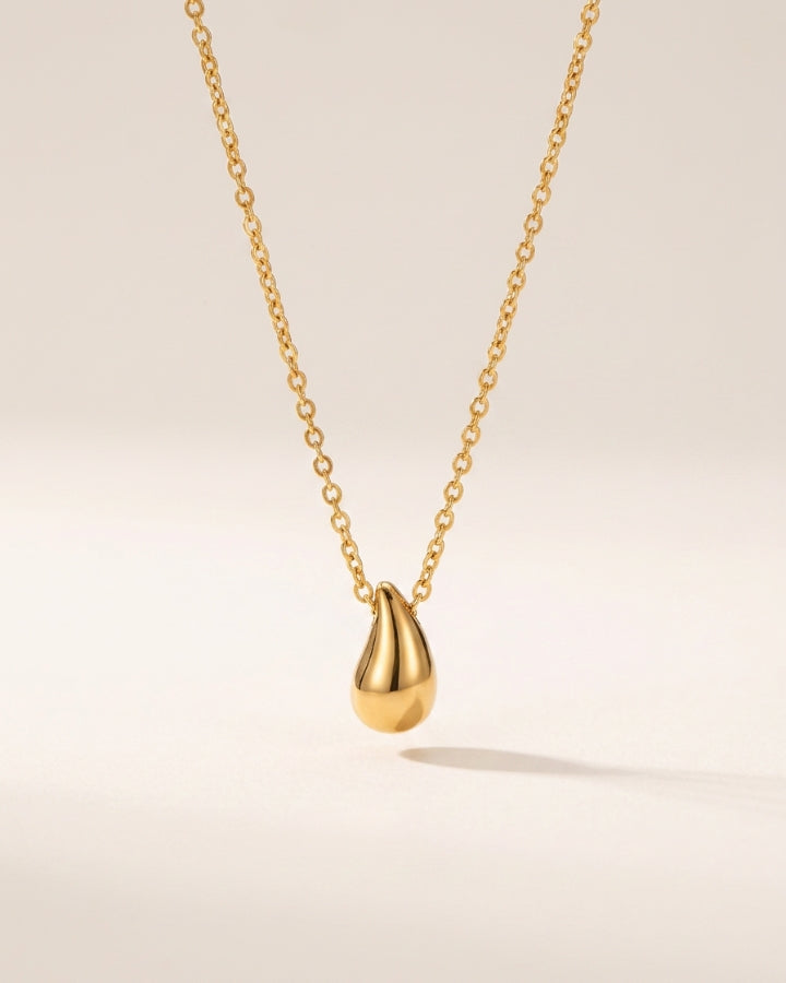 Wren Teardrop Necklace