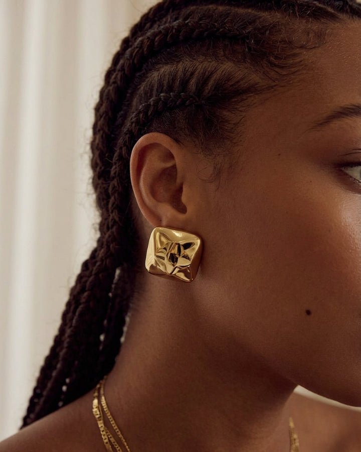 Stella Statement Stud Earrings - Onyxelle
