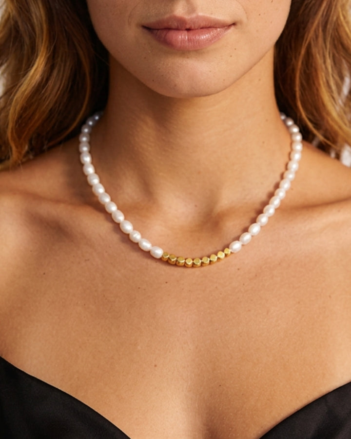 Margot Square Pearl Necklace