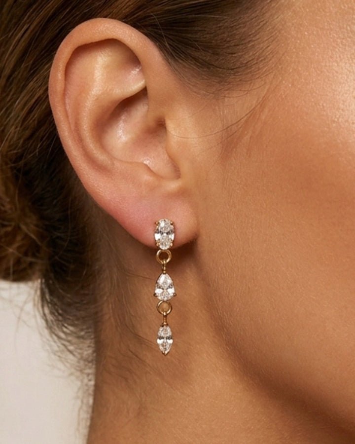 Aveline Crystal Drop Earrings - Onyxelle