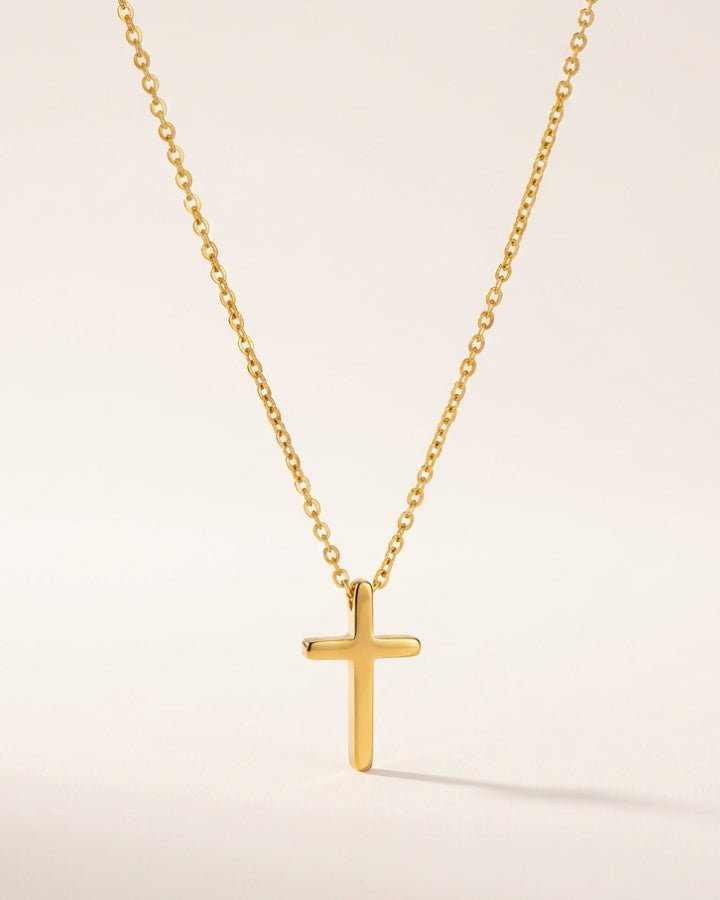 Ivy Cross Pendant Necklace - Onyxelle