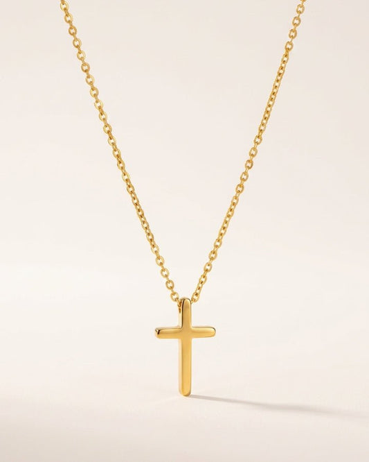 Ivy Cross Pendant Necklace - Onyxelle