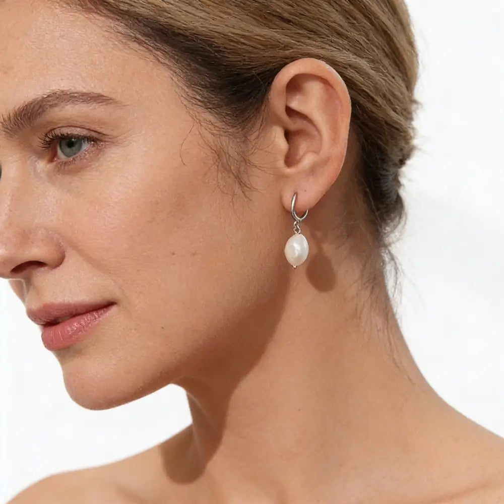 Alméra Pearl Drop Earrings
