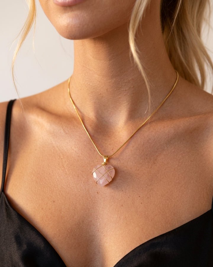 Romy Heart Pendant Necklace - Onyxelle