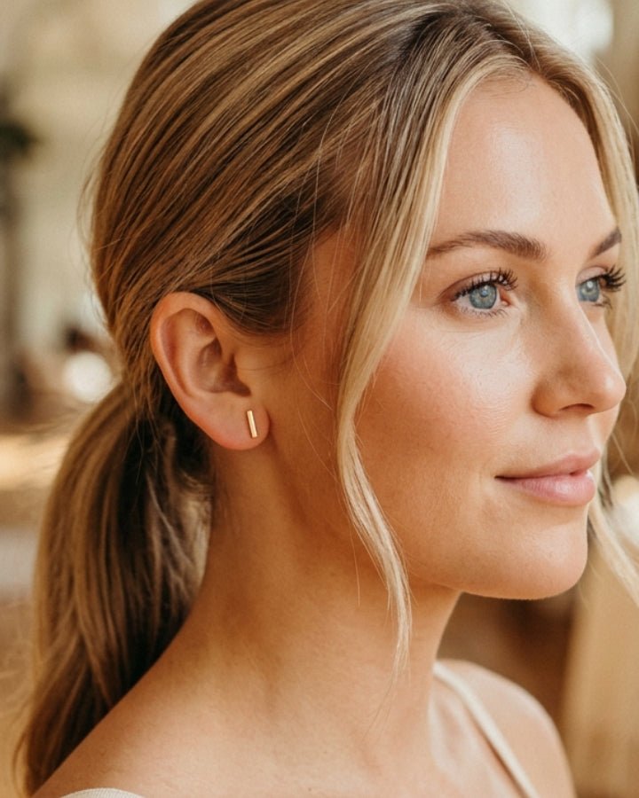 Vela Drop Bar Earrings - Onyxelle