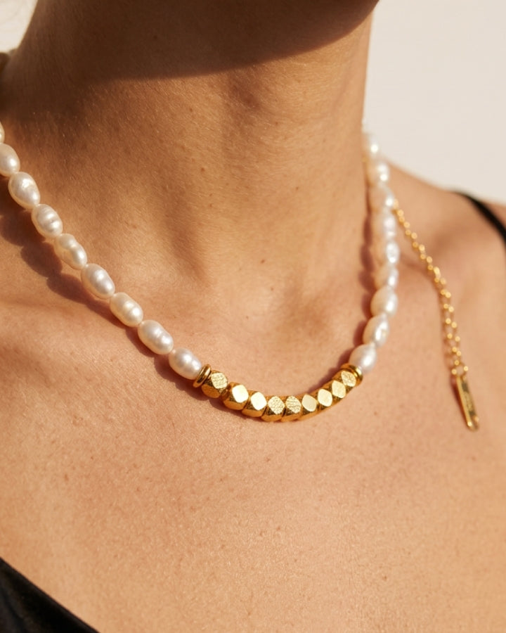 Margot Square Pearl Necklace