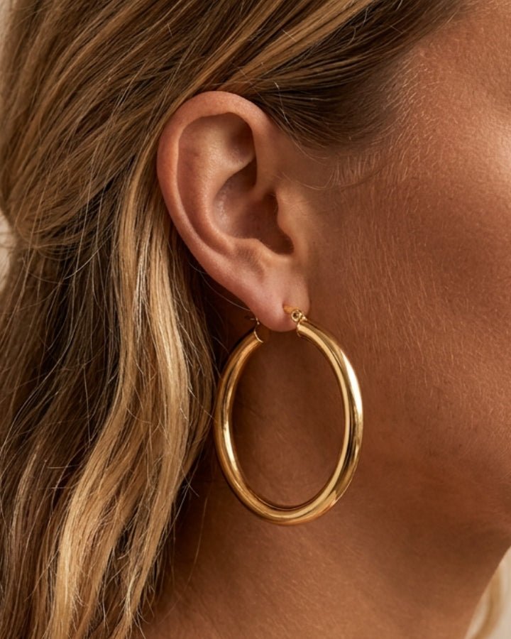 Astra Tube Hoop Earrings - Onyxelle