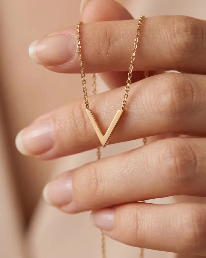 Selene V Pendant Necklace Rose Gold - Onyxelle