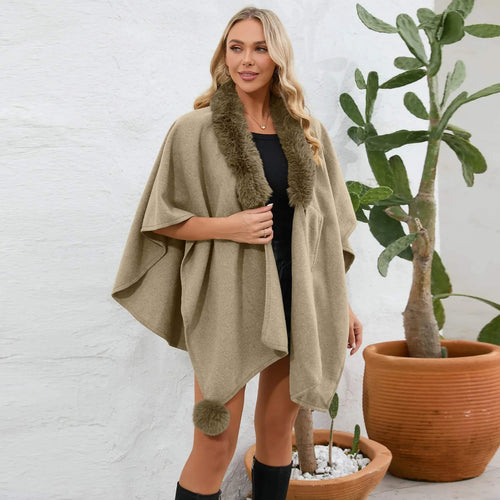 Cape Poncho à Col Fausse Fourrure Léna