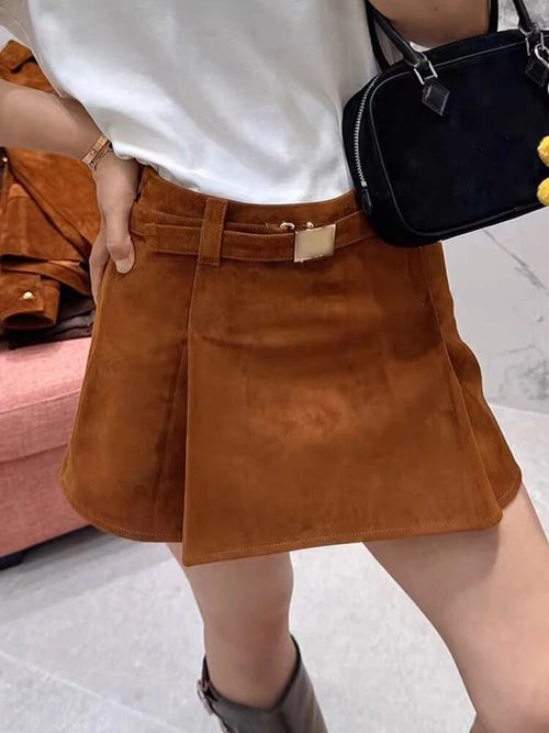 Jupe Courte Évasée en Cuir Véritable Élégie