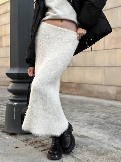 Jupe Longue en Maille Effet Fourrure Ébène