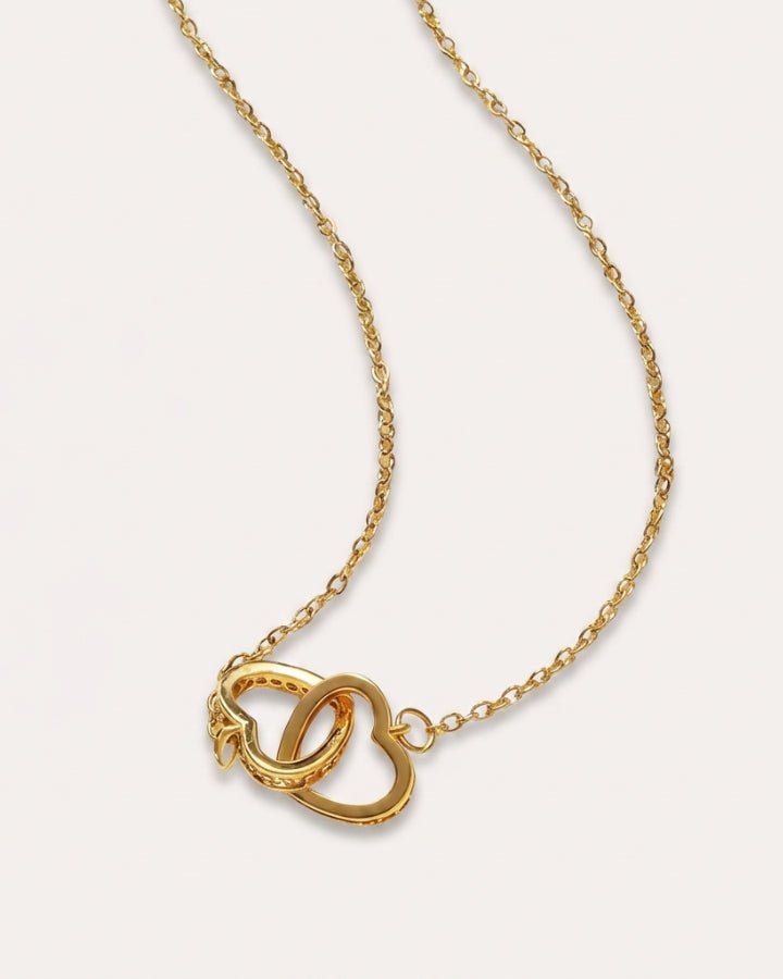 Amara Double Heart Necklace - Onyxelle