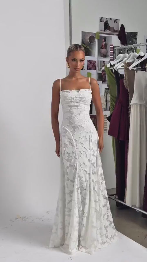 Robe Longue de Soirée Évasée Mona