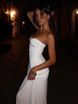 Robe de Soirée Bustier Découpe Capucine