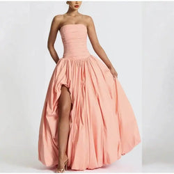 Robe longue bustier de soirée avec jupe évasée et fente élégante. Faustine - Rose / XS