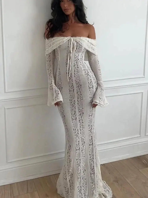 Robe Longue en Dentelle Épaules Dénudées Laetitia