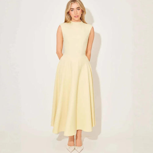 Robe Midi Évasée Sans Manches Sisi
