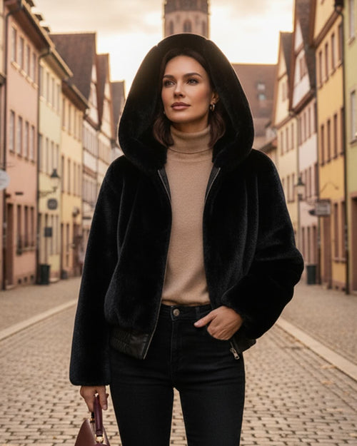 Veste Courte en Fausse Fourrure Néviane